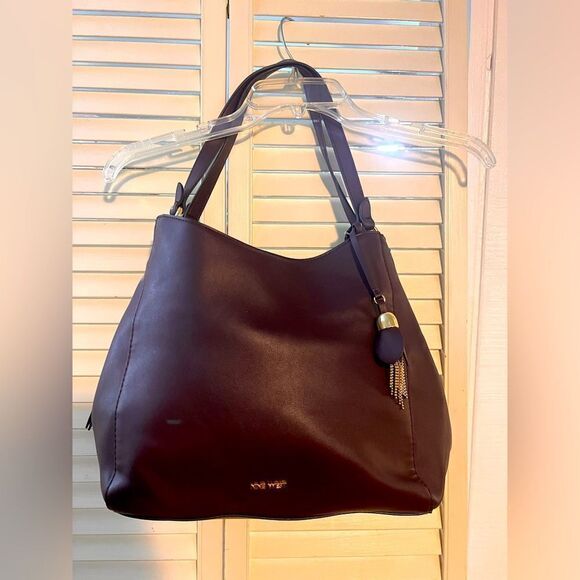 Navy Nine West Purse with tassel - Picture 1 of 6